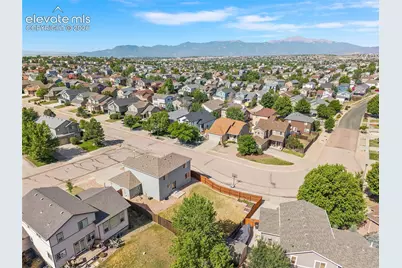 7604 Autumn Knoll Drive, Colorado Springs, CO 80922 - Photo 32