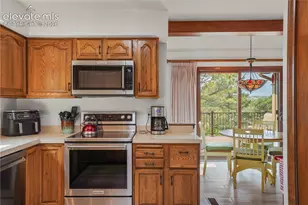 1977 Brookdale Dr, Colorado Springs, CO 80918 - Photo 8