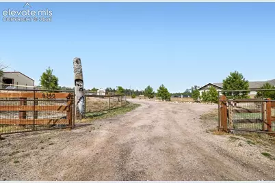 6360 Coolwell Drive, Colorado Springs, CO 80908 - Photo 2