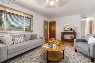 833 Consolidation Ln, Pueblo, CO 81006 - Photo 6