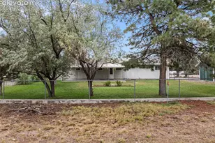 833 Consolidation Ln, Pueblo, CO 81006 - Photo 34