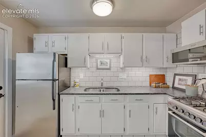 1725 W Cucharras Street, Colorado Springs, CO 80904 - Photo 2