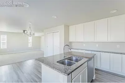 10384 Horton Drive, Colorado Springs, CO 80925 - Photo 4