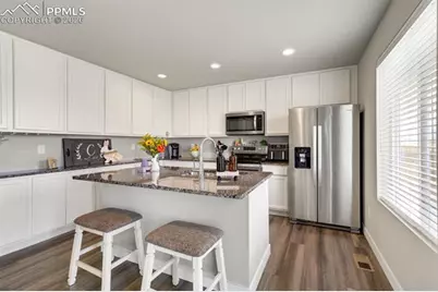 10384 Horton Drive, Colorado Springs, CO 80925 - Photo 8