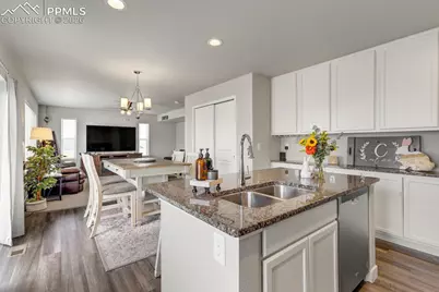 10384 Horton Drive, Colorado Springs, CO 80925 - Photo 12