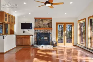 11660 Windmill Rd, Colorado Springs, CO 80908 - Photo 14
