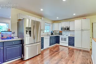 1222 De Reamer Cir, Colorado Springs, CO 80915 - Photo 2