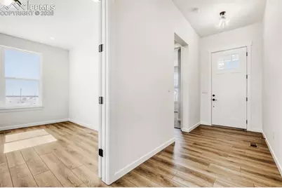 8777 San Diego Way, Colorado Springs, CO 80908 - Photo 4