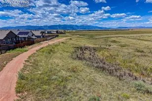 10988 Tarbell Dr, Colorado Springs, CO 80925 - Photo 34