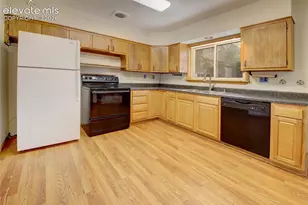 2108 Downing Dr, Colorado Springs, CO 80909 - Photo 4
