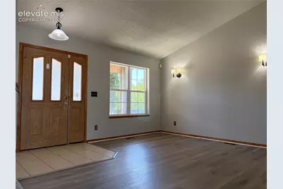 7042 Grand Prairie Drive, Colorado Springs, CO 80923 - Photo 2