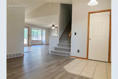 7042 Grand Prairie Drive, Colorado Springs, CO 80923 - Photo 4