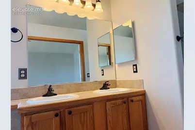 7042 Grand Prairie Drive, Colorado Springs, CO 80923 - Photo 28