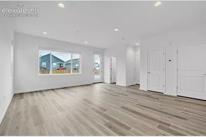 8172 Manor House Way, Colorado Springs, CO 80908 - Photo 10