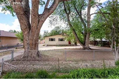 237 Del Rey Avenue, Canon City, CO 81212 - Photo 4