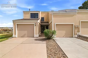 6907 Gayle Lyn Ln, Colorado Springs, CO 80919 - Photo 2
