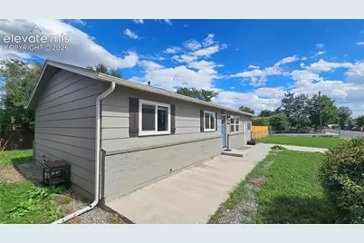 1081 Maxwell Street, Colorado Springs, CO 80906 - Photo 2