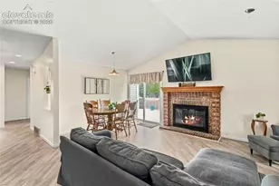 3955 Rosemere St, Colorado Springs, CO 80906 - Photo 2
