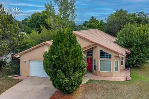 938 Cedarcrest Dr, Pueblo, CO 81005 - Photo 2