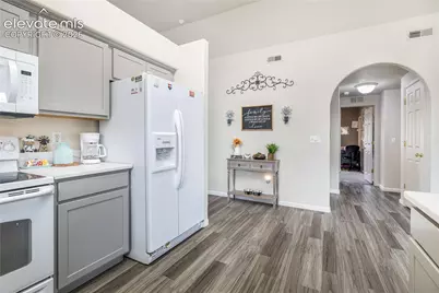938 Cedarcrest Drive, Pueblo, CO 81005 - Photo 12