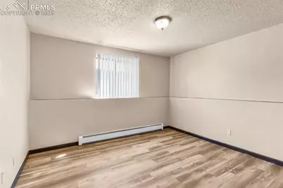 2101 N Queens Avenue, Pueblo, CO 81001 - Photo 24
