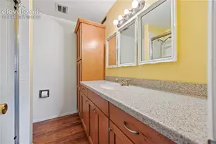 2927 Mesa Rd, Colorado Springs, CO 80904 - Photo 12
