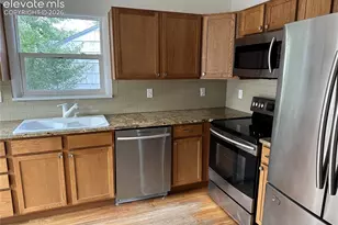 726 Prospect Lake Dr, Colorado Springs, CO 80910 - Photo 4
