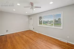 1019 Holmes Dr, Colorado Springs, CO 80909 - Photo 6