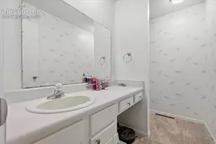 724-726 Pioneer Ln, Colorado Springs, CO 80904 - Photo 14