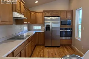 2176 Creek Valley Cir, Monument, CO 80132 - Photo 10
