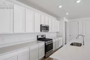 7830 Rainy Crk Trl, Colorado Springs, CO 80925 - Photo 6