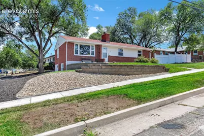 1515 McArthur Avenue, Colorado Springs, CO 80909 - Photo 2