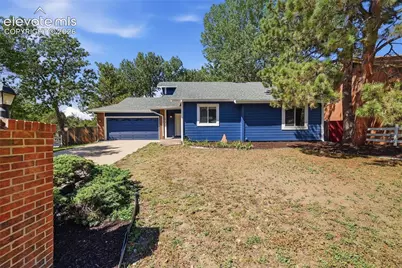 2910 Rolling Wood Loop, Colorado Springs, CO 80918 - Photo 2