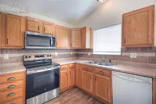 4820 Pathfinder Dr, Colorado Springs, CO 80911 - Photo 8