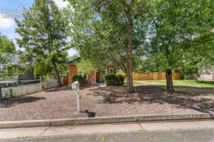 2407 Howbert St, Colorado Springs, CO 80904 - Photo 2