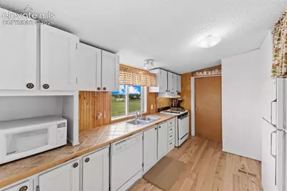 6245 Peerless Farms Road, Peyton, CO 80831 - Photo 10