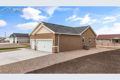 729 E Campbell Lane, Pueblo West, CO 81007 - Photo 38
