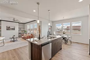 729 E Campbell Ln, Pueblo West, CO 81007 - Photo 14