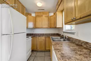 3025 Grandview St, Colorado Springs, CO 80907 - Photo 12