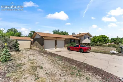 22 Heatherwood Lane, Pueblo, CO 81008 - Photo 2