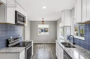 2149 Whitewood Dr, Colorado Springs, CO 80910 - Photo 10