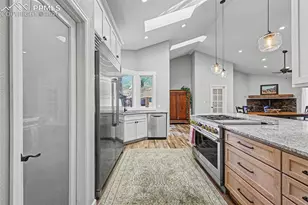 305 Hidden Creek Dr, Colorado Springs, CO 80906 - Photo 6