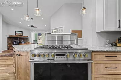 305 Hidden Creek Drive, Colorado Springs, CO 80906 - Photo 8