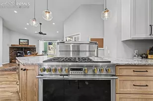 305 Hidden Creek Dr, Colorado Springs, CO 80906 - Photo 8