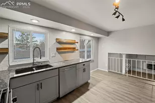 1327 Kern St, Colorado Springs, CO 80915 - Photo 4