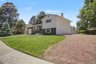 712 Lansing Dr, Colorado Springs, CO 80909 - Photo 6