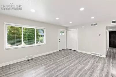 3106 N Institute Street, Colorado Springs, CO 80907 - Photo 10