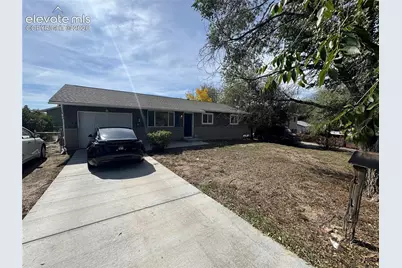 3685 Dogwood Drive, Colorado Springs, CO 80910 - Photo 4