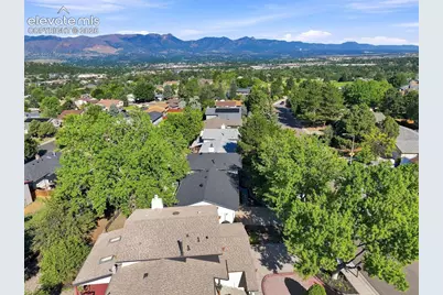 2555 Roundtop Drive, Colorado Springs, CO 80918 - Photo 40