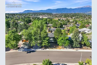 2555 Roundtop Drive, Colorado Springs, CO 80918 - Photo 38